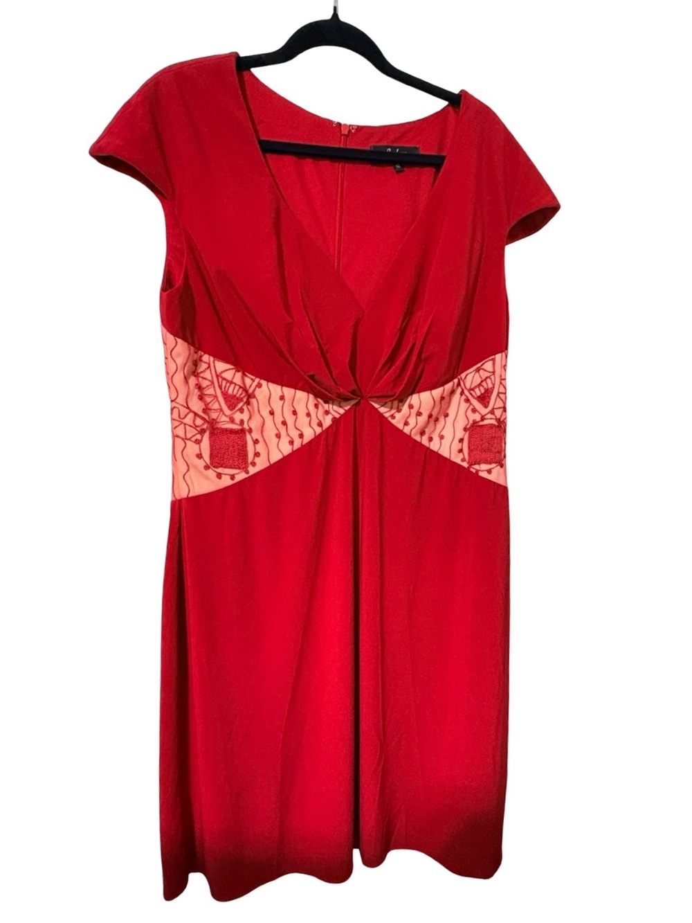 J’Adore Evening Red Embroidered Cocktail Dress BNWT Size 18